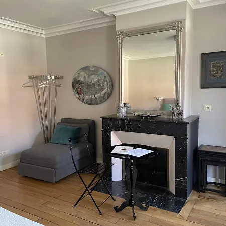 Bed & Breakfast Maison D'hote De Myon 3*